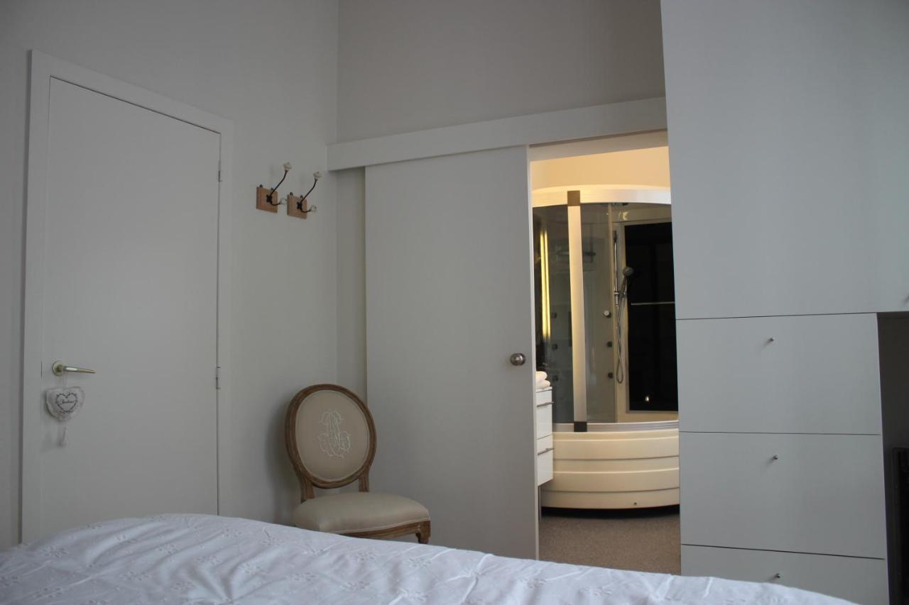 Suite Euphrosina Oostende Exteriör bild